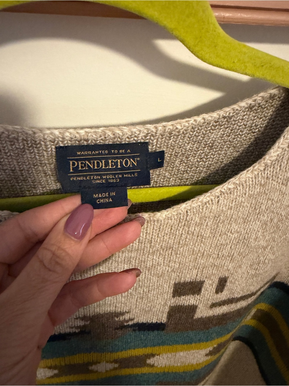 Pendleton wool Aztec sweater - Picture 2 of 2